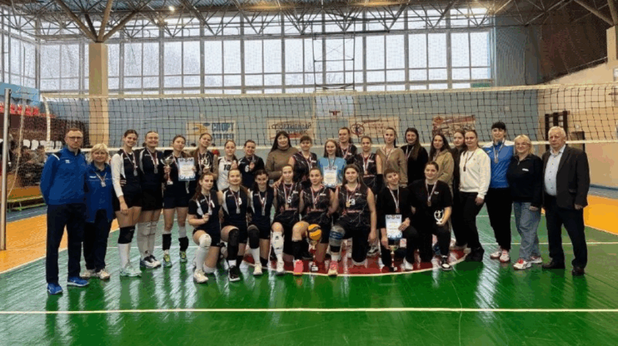 В Дятьково прошёл рождественский турнир по волейболу