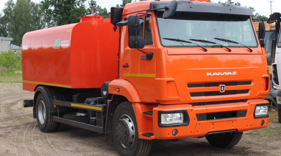 В Суземке ежегодно приобретают технику для ЖКХ