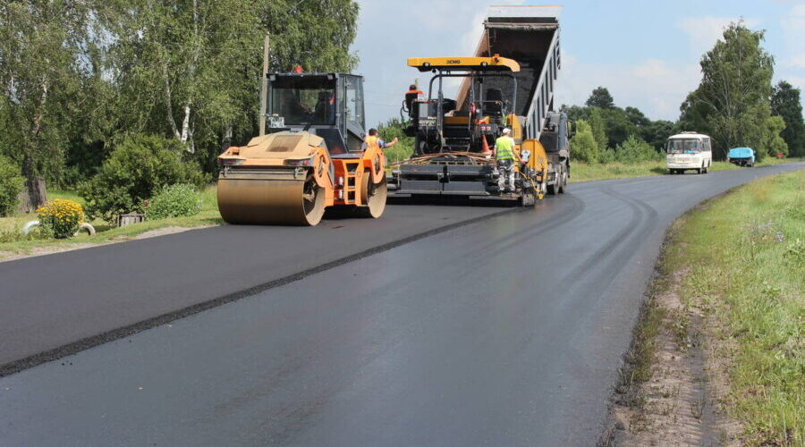 В Суземском районе в прошлом году обновлено более 20 километров дорог