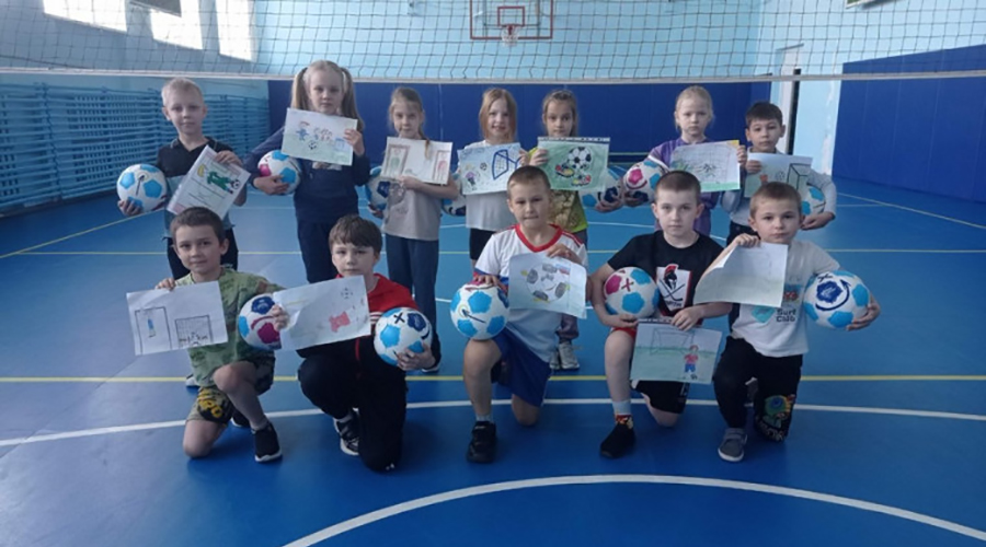 Школы Новозыбкова участвуют в проекте Российского футбольного союза