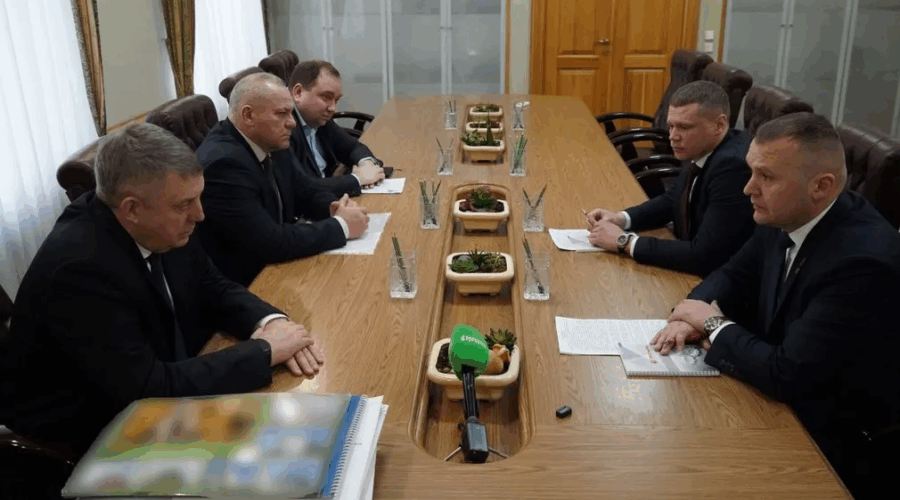 Александр Богомаз встретился с директорами ОАО «Гомсельмаш» и АО «Брянсксельмаш»