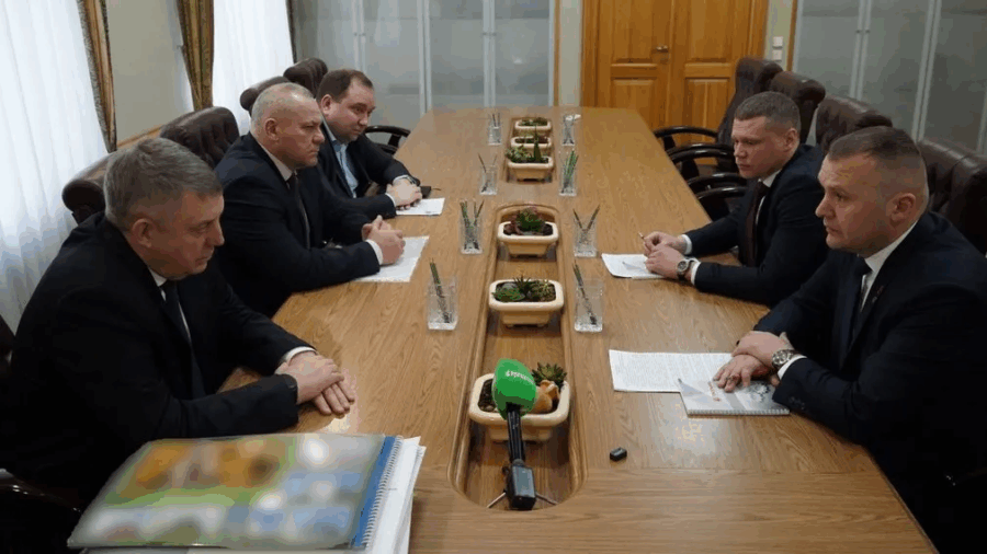 Александр Богомаз встретился с директорами ОАО «Гомсельмаш» и АО «Брянсксельмаш»