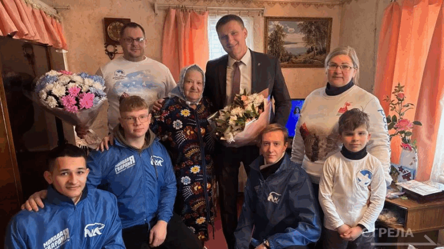 Брянские волонтеры посетили малолетнюю узницу