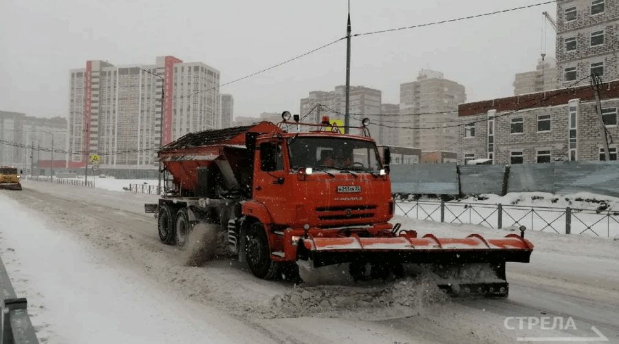 В Брянской области непрерывно ведётся очистка и обработка дорог