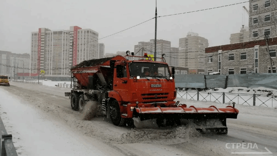 В Брянской области непрерывно ведётся очистка и обработка дорог