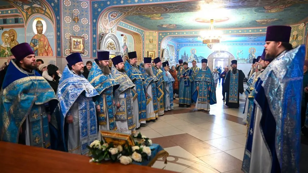 В Брянск прибыл ковчег с частью Пояса Пресвятой Богородицы