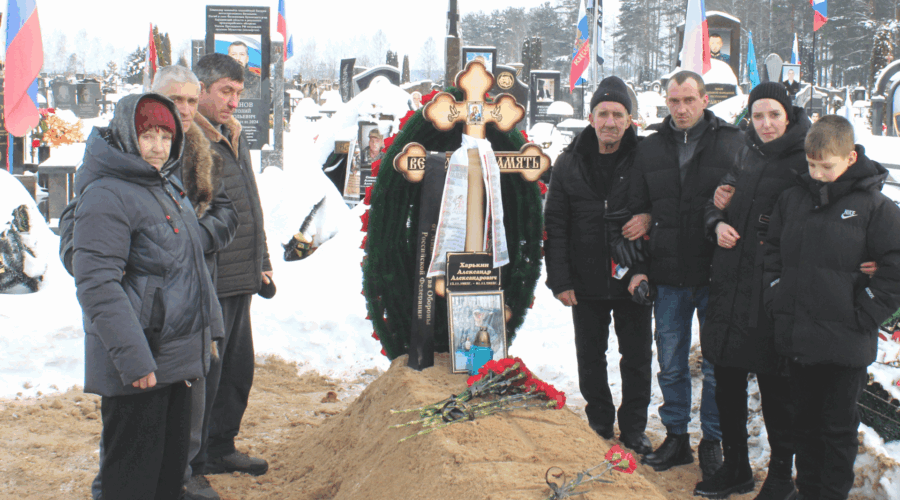 В Жуковке  простились с  бойцом штурмового взвода Александром Харькиным, погибшим в зоне СВО