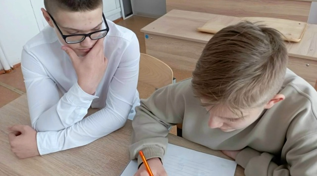 Активисты Движения Первых Гришино — Слободской СОШ провели патриотическую акцию «Добрые письма»