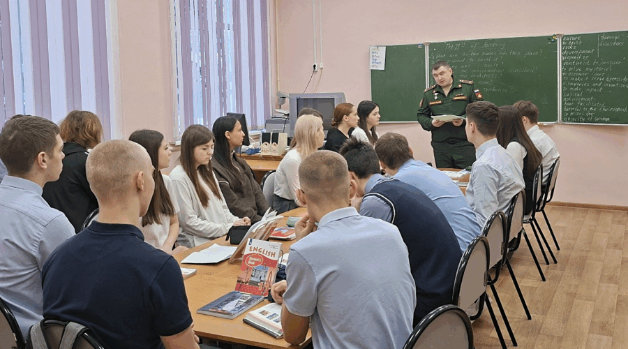 В Жуковской СОШ №1 состоялись  встречи с представителями Брянских ВУЗов