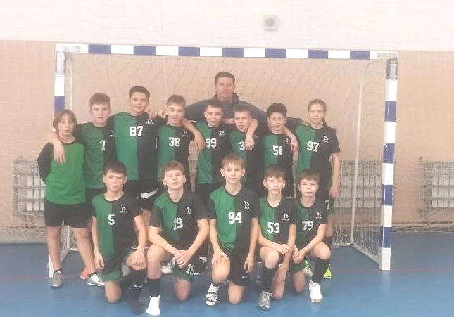 Юные футболисты из Жуковки отличились на Первенстве Брянской области