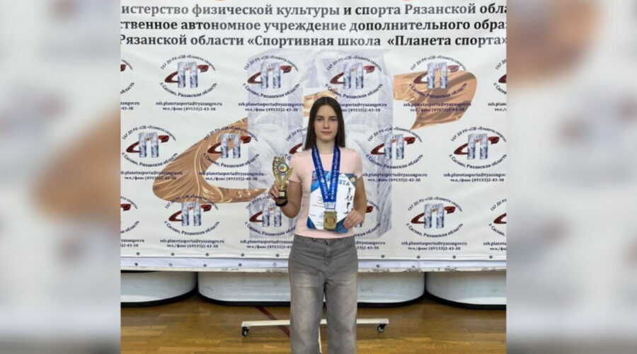 Брянская спортсменка стала победительницей соревнований по полиатлону