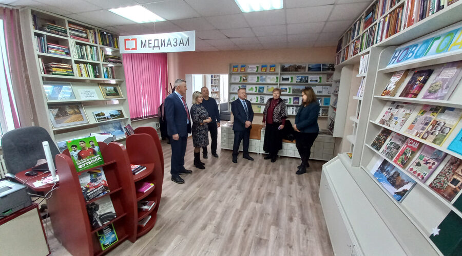 Рабочая группа «Единой России» побывала в Жуковской центральной библиотеке