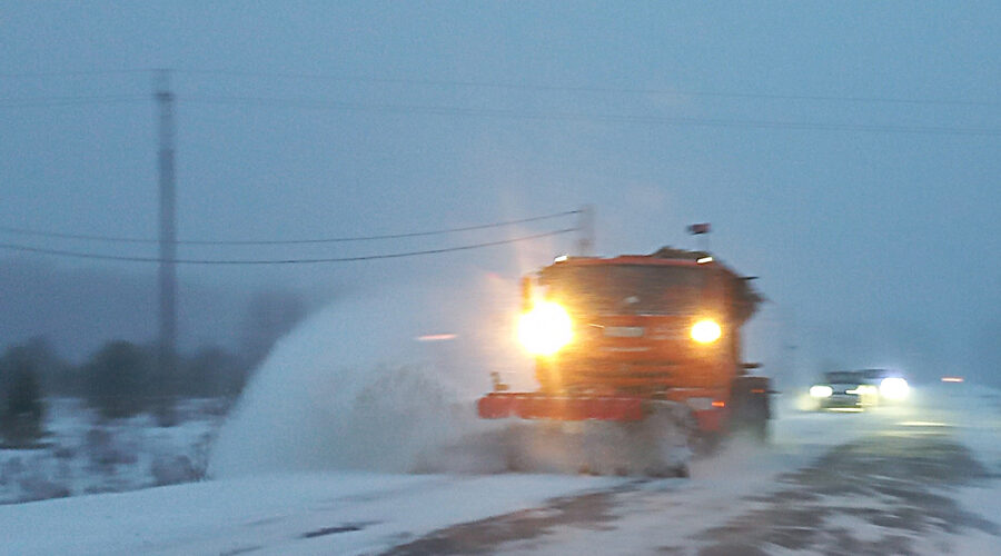 В Жуковском округе устраняют последствия нового снегопада