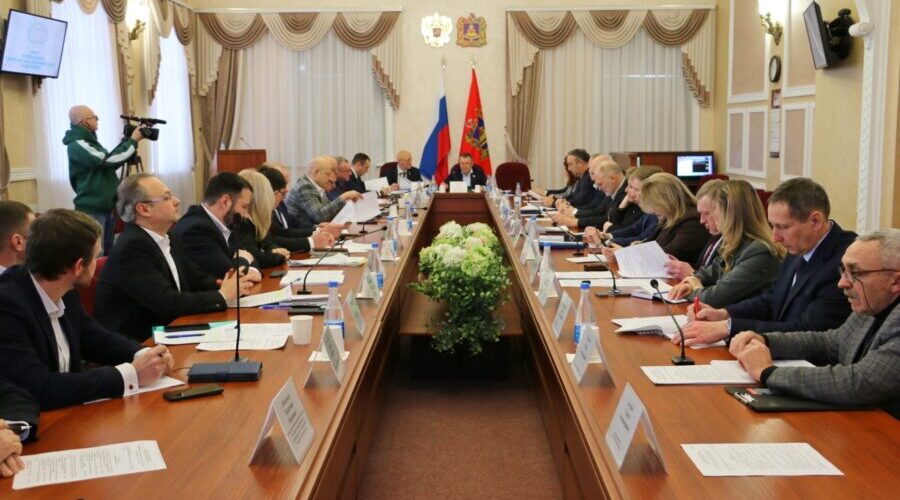 Депутаты обсудили вопрос создания технопарков для предпринимателей