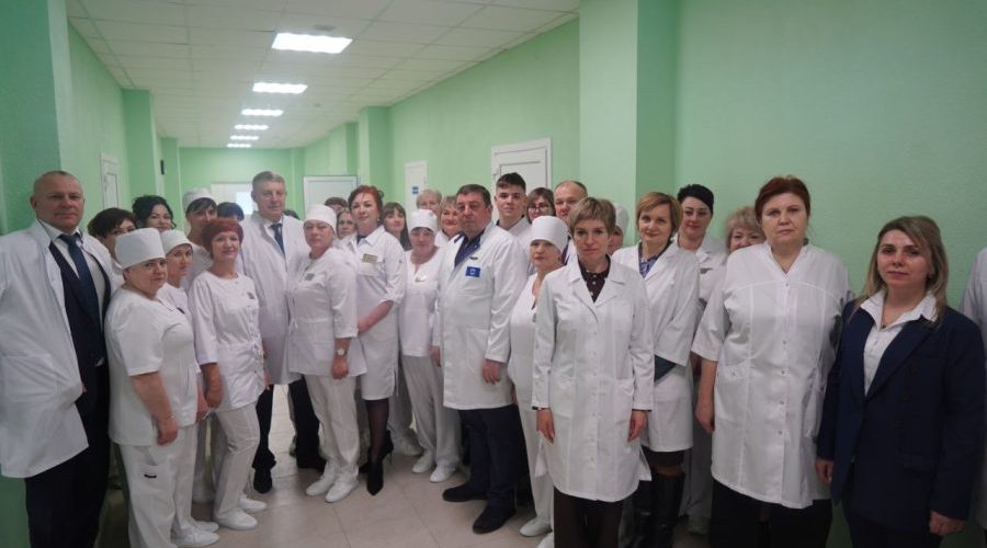 Александр Богомаз посетил терапевтический корпус Почепской ЦРБ