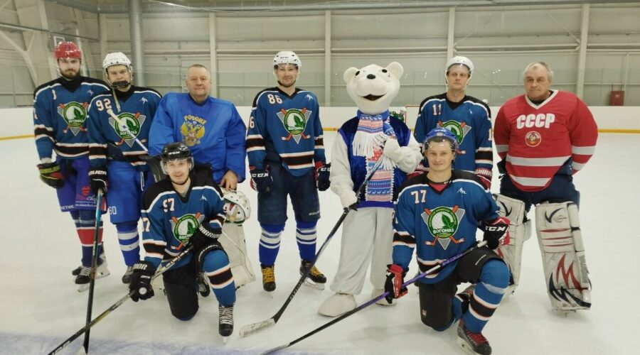 В Стародубе проходит турнир по хоккею памяти Николая Чирко