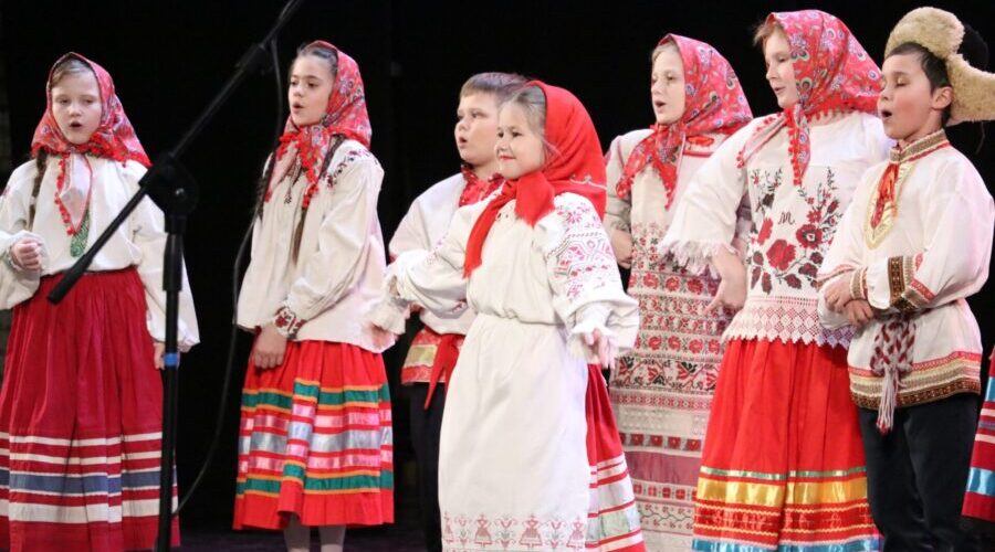 В Брянске завершился XI Региональный фестиваль «Широкая Масленица»