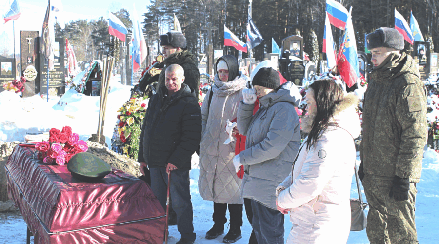 В Жуковке  похоронили  бойца штурмовой роты Максима Глухова, погибшего в зоне СВО.