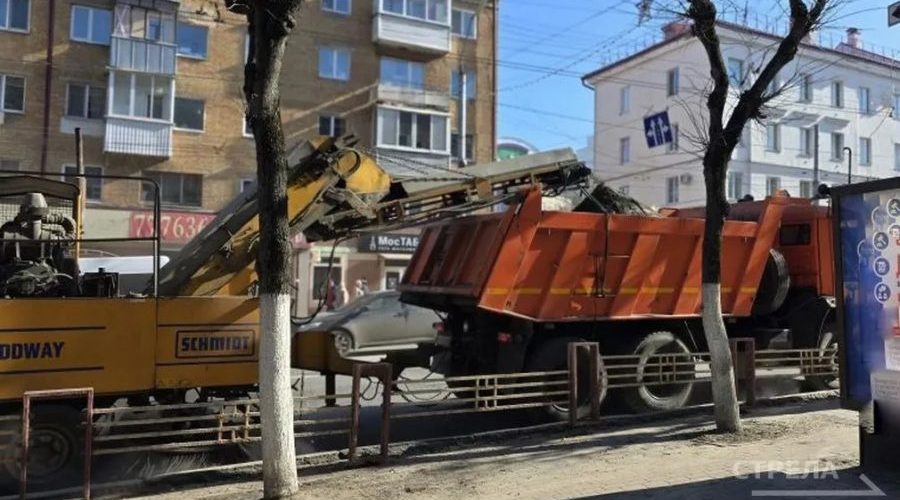 В Брянске полным ходом идёт весенняя уборка