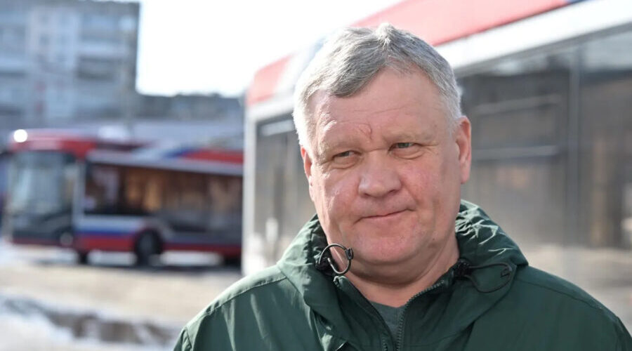 Брянский водитель троллейбуса спас пассажиров