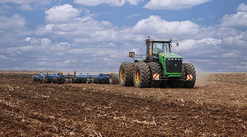 В Брянской области начались весенне-полевые работы