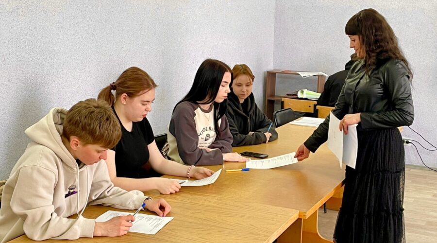 В Жуковском филиале Брянского аграрного техникума прошёл тренинг по трудовым договорам