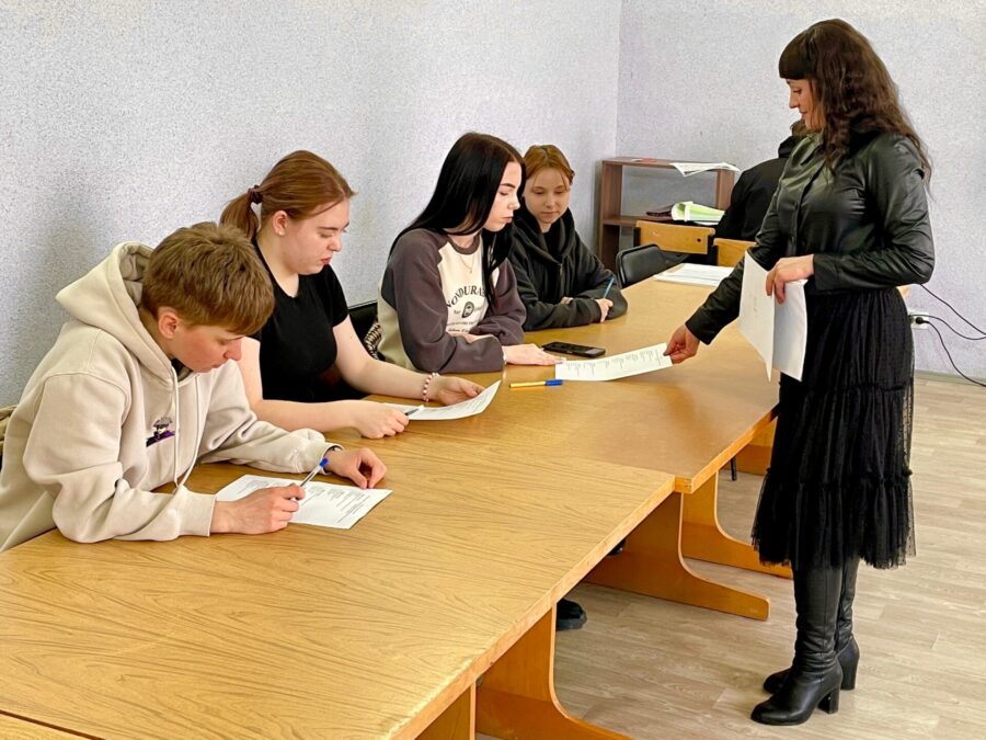 В Жуковском филиале Брянского аграрного техникума прошёл тренинг по трудовым договорам
