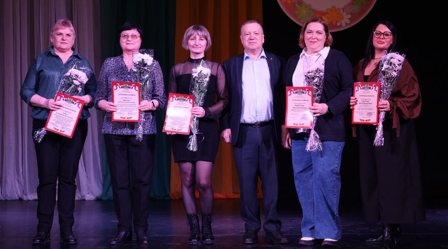 В канун профессионального праздника в Жуковке чествовали работников культуры