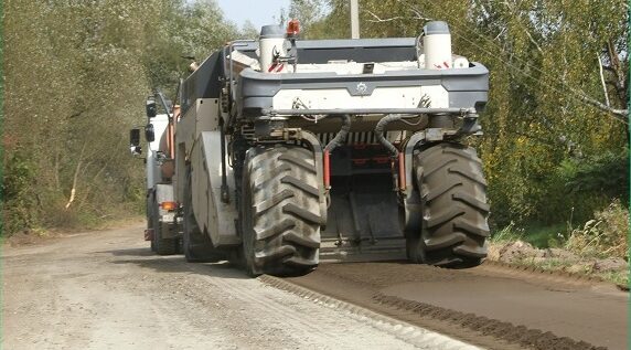 При ремонте брянских дорог используется технология холодной регенерации