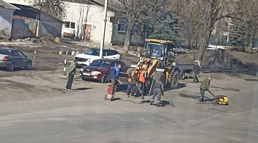 В Жуковском округе приступили к весенней уборке