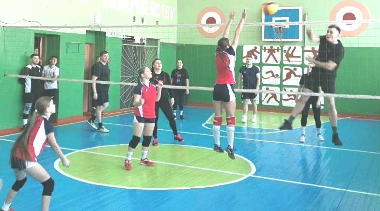 В Речицкой школе состоялся турнир по волейболу  в память об участниках СВО