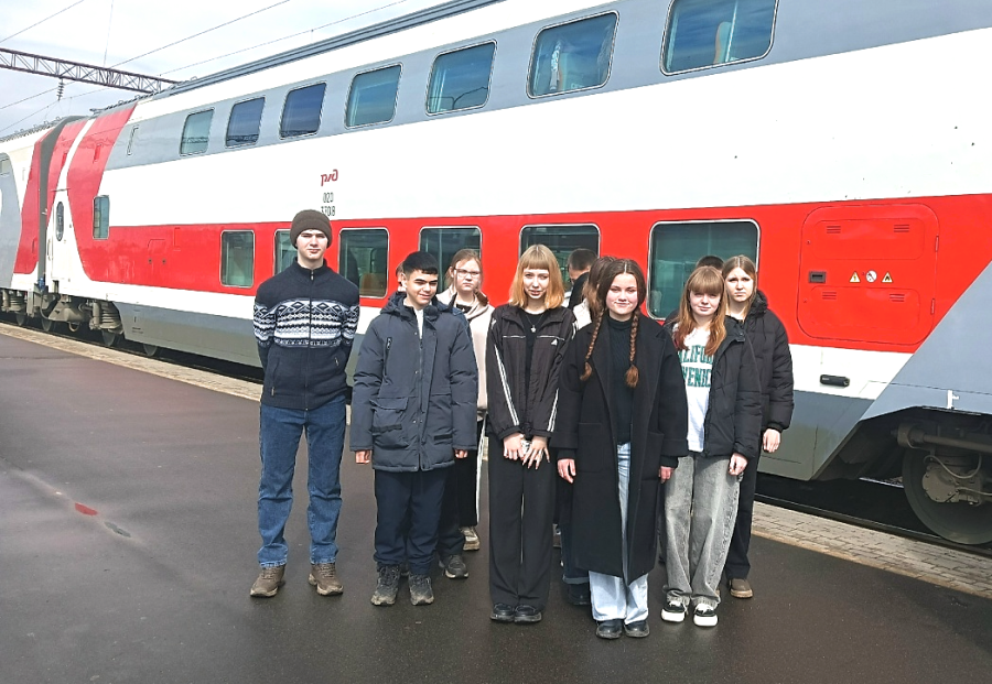 Ученики Крыжинской школы совершили экскурсию на Брянский железнодорожный вокзал