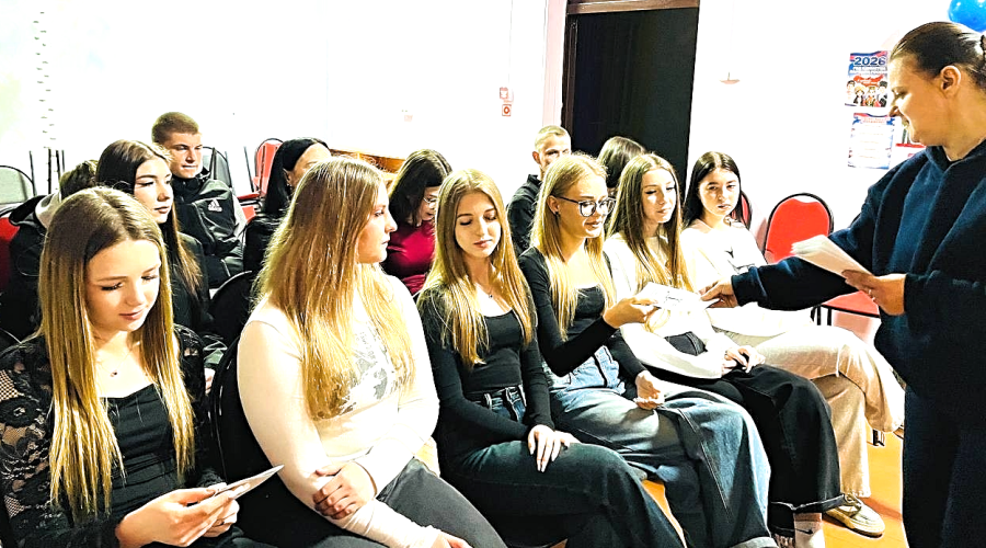 В Ржаницком СДК состоялся информационный час о правовой грамотности