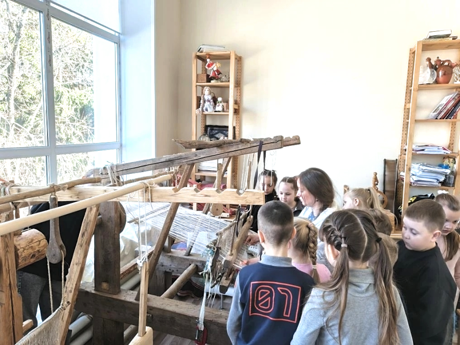 Ученики Жуковского Лицея №1 посетили Центр народной культуры и ткачества