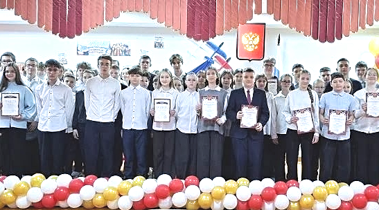 В Жуковском Лицее №1 прошло торжественное закрытие месячника оборонно — массовой работы