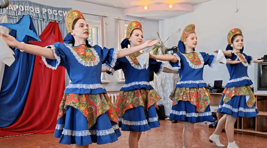 В Заборско — Никольском сельском клубе состоялся праздничный концерт