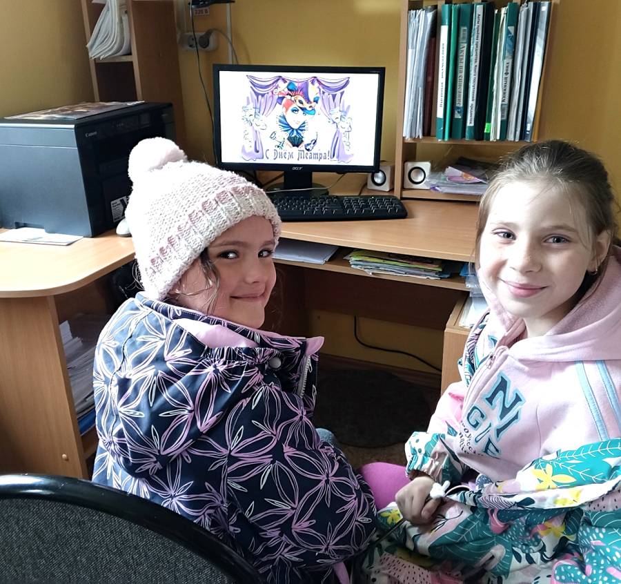 В Гостиловской библиотеке провели детский час искусства