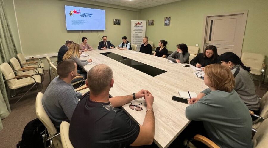 Брянские ветераны СВО могут получить до 8 млн рублей на развитие фермерского хозяйства