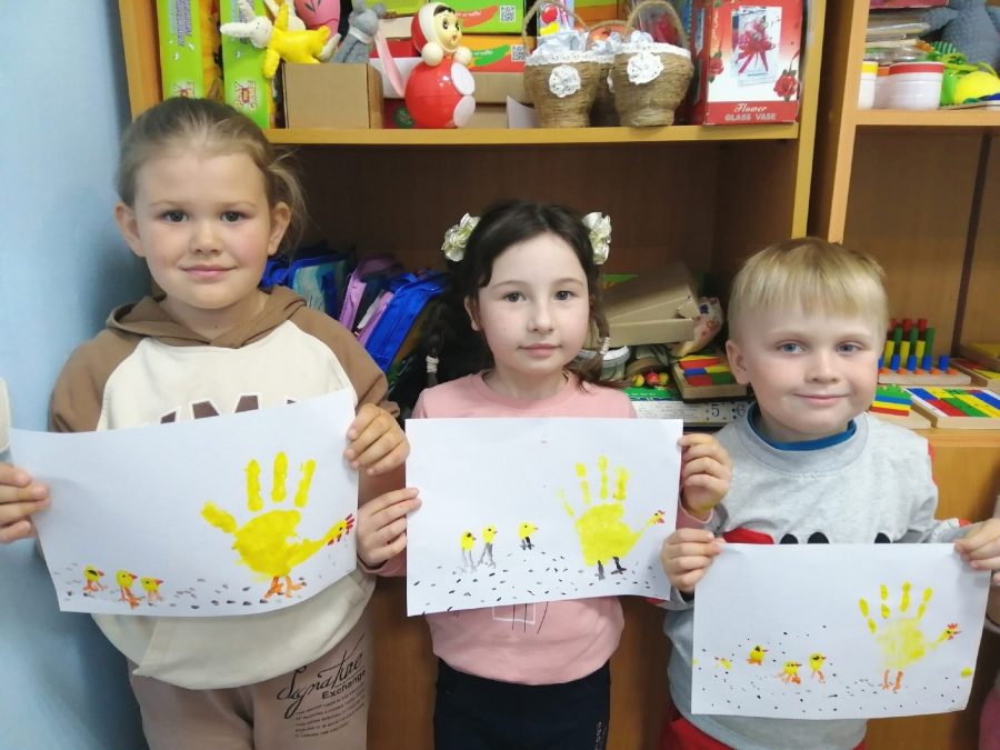 День пальчиковой живописи в отделении дневного пребывания и реабилитации