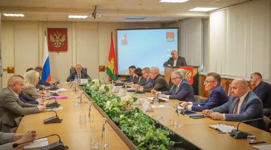 Брянские парки благоустраивают к новому сезону