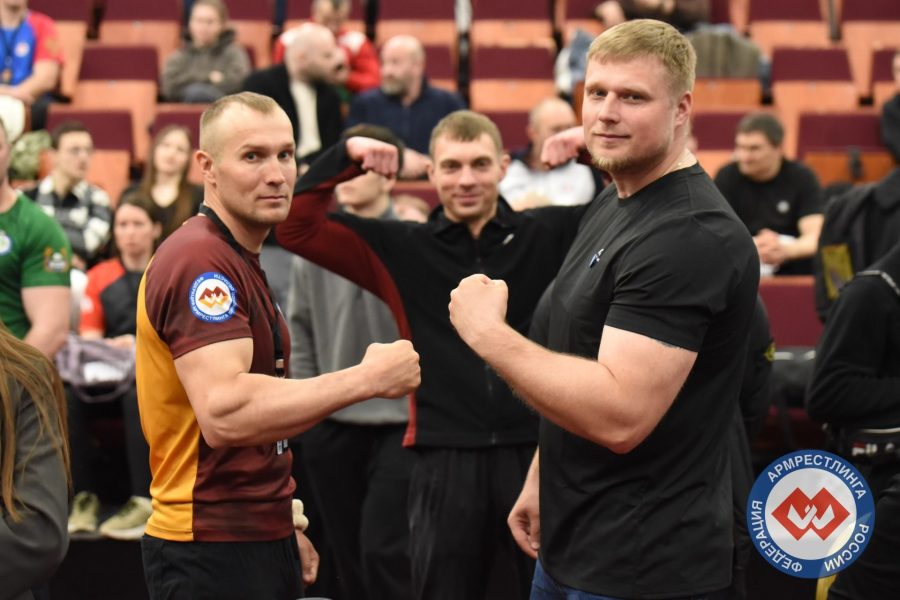 Брянцы успешно выступили на чемпионате России по армрестлингу