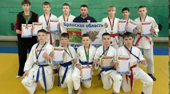 Жуковские спортсмены стали призерами Чемпионата Брянска по рукопашному бою