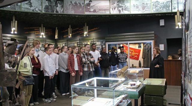 В Музее истории партизанского движения открылась выставка «И гаснет мир. И отлетают души…»