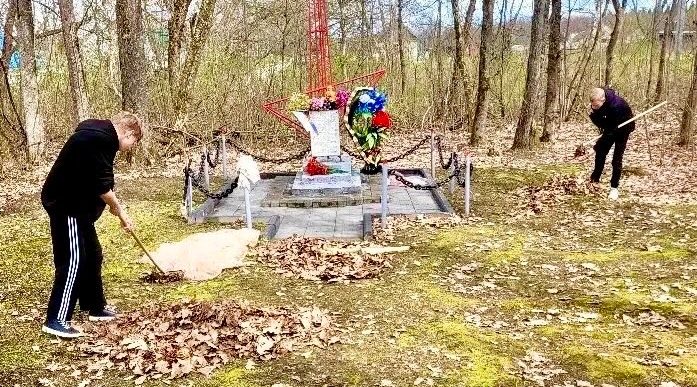 Продолжается благоустройство памятных мест Жуковского округа