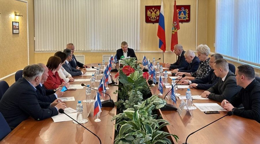 На участие в предварительном голосовании Единой России зарегистрирован Олег Матыцин