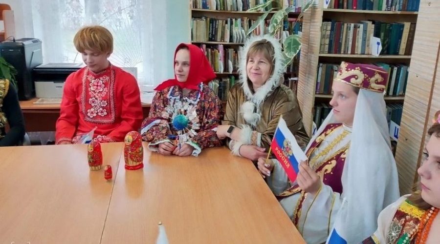 В Леденёвской библиотеке рассказали о коренных народах России