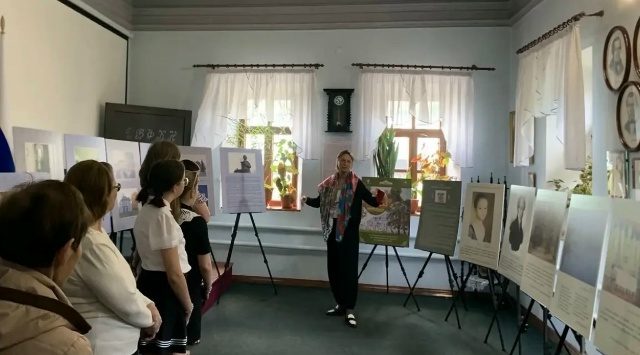 На Луганщине открылась выставка «Русские писатели-дипломаты А.С. Грибоедов и Ф.И. Тютчев»