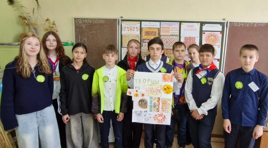 В Жуковке прошел муниципальный фестиваль «Юная Россия»