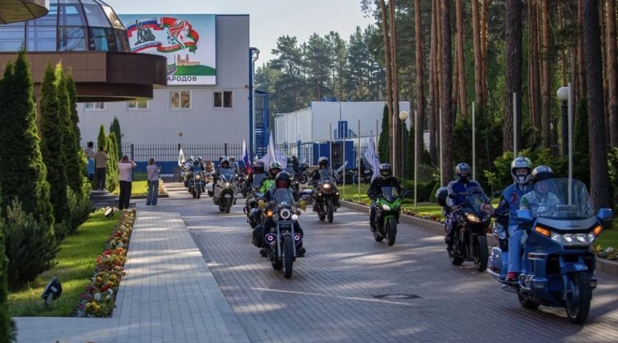 Работники брянского предприятия приняли участие в российско-белорусском автомотопробеге