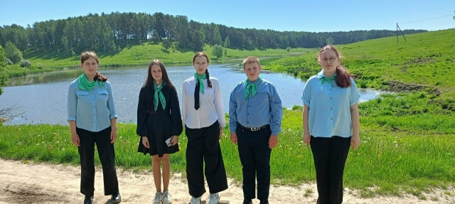 «Юннаты Первых» совершили познавательную экологическую экскурсию